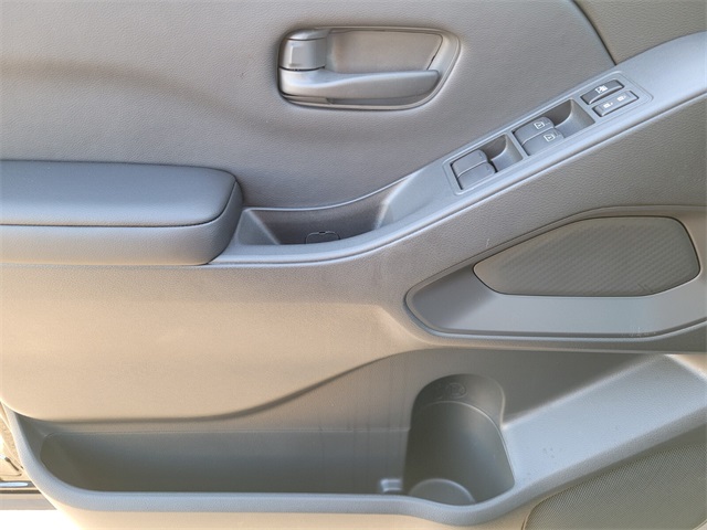 2026 Nissan Frontier S photo 15