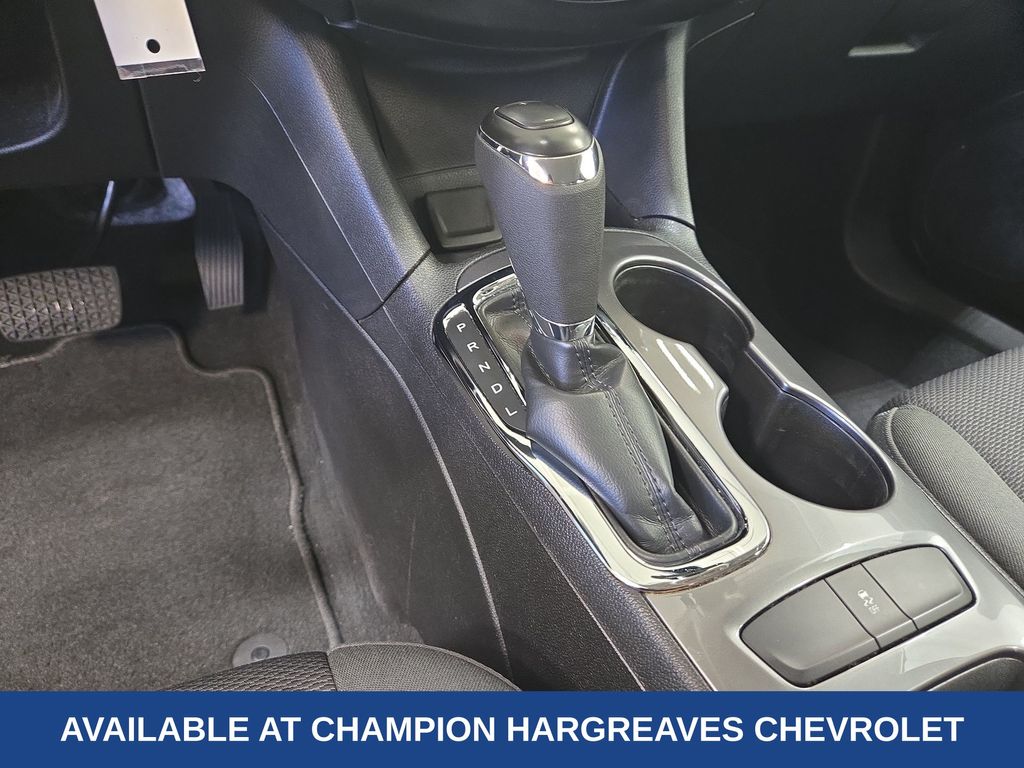 2017 Chevrolet Cruze LT photo 16