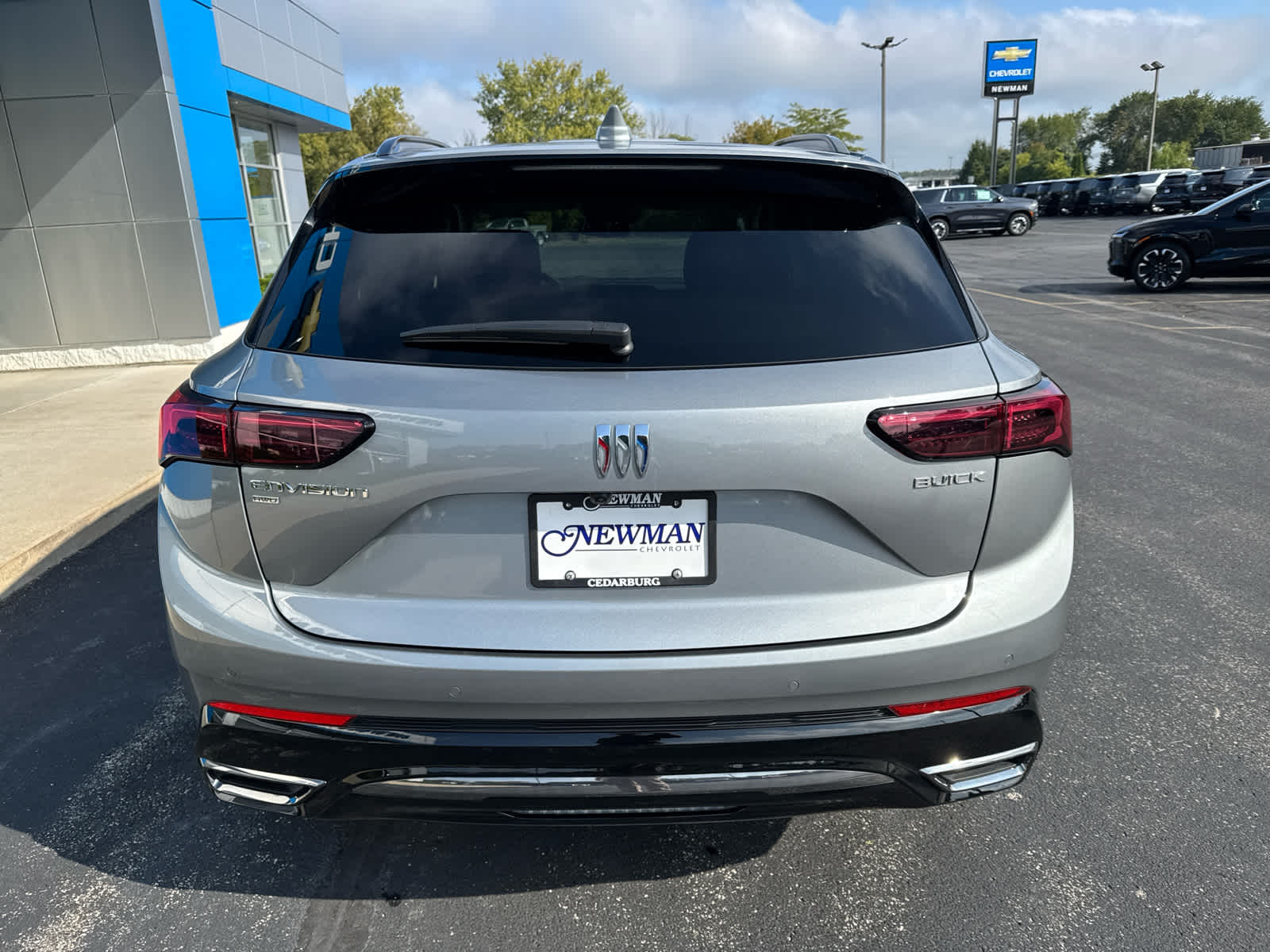 2025 Buick Envision Sport Touring photo 7