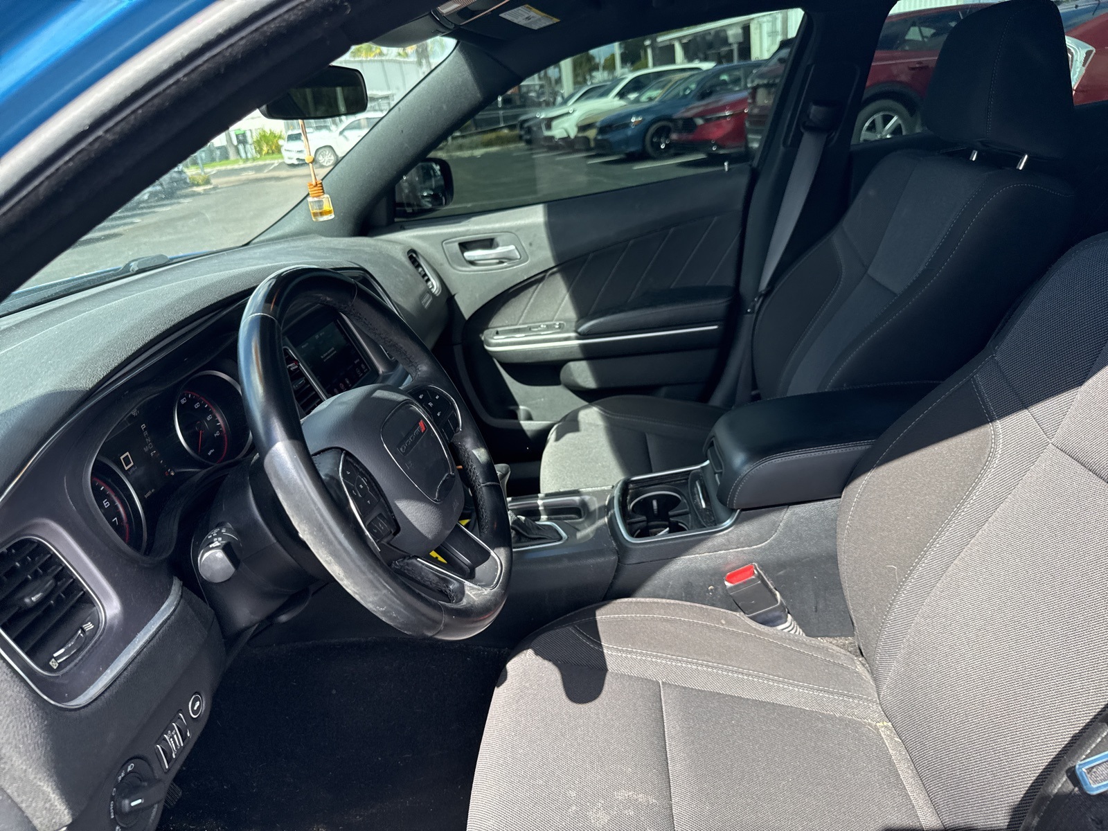 2019 Dodge Charger SXT photo 10