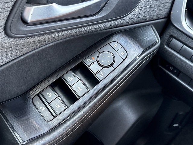 2022 Nissan Rogue SV photo 15