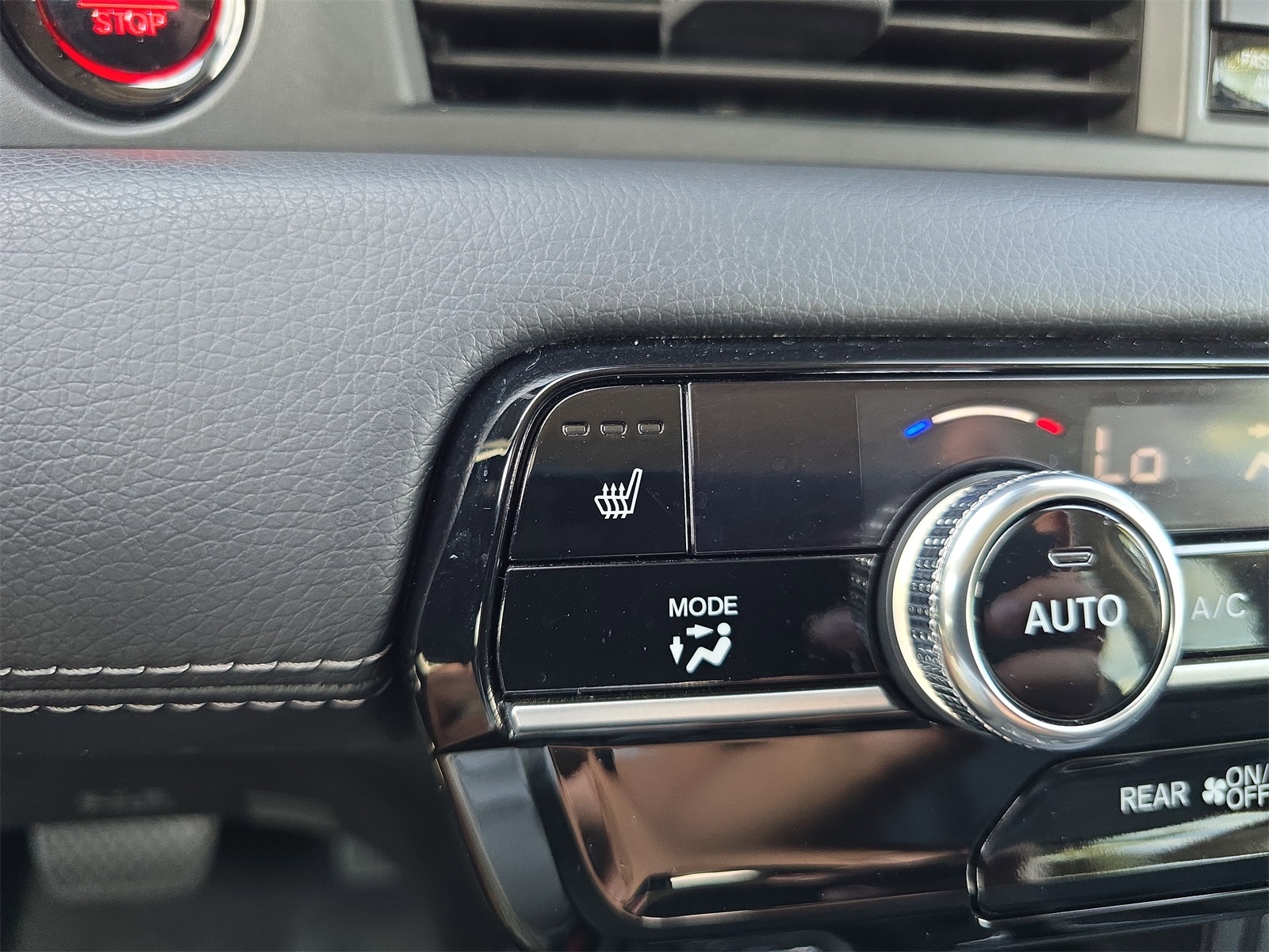 2023 Honda Pilot Touring photo 19