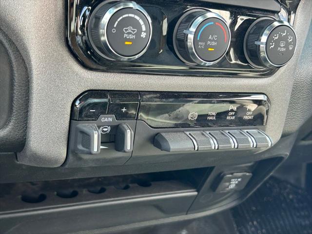 2025 Ram 3500 Tradesman photo 40