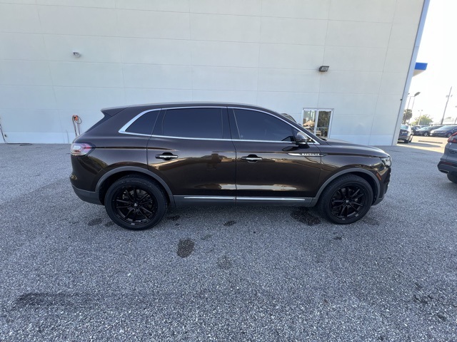 2019 Lincoln Nautilus Reserve photo 8