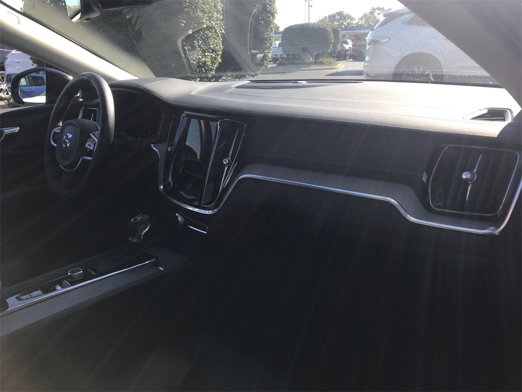 2021 Volvo S60 Inscription photo 33