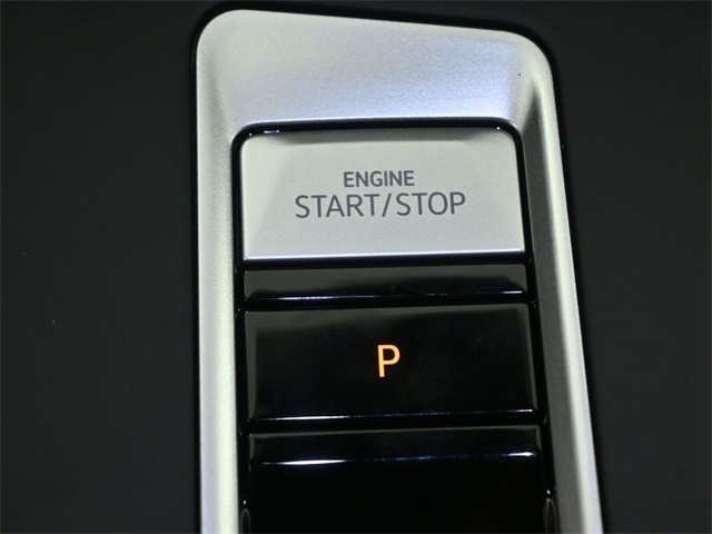 2026 Volkswagen Atlas SE photo 3