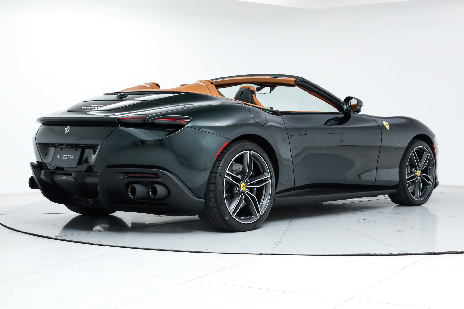 2025 Ferrari Roma Spider photo 3