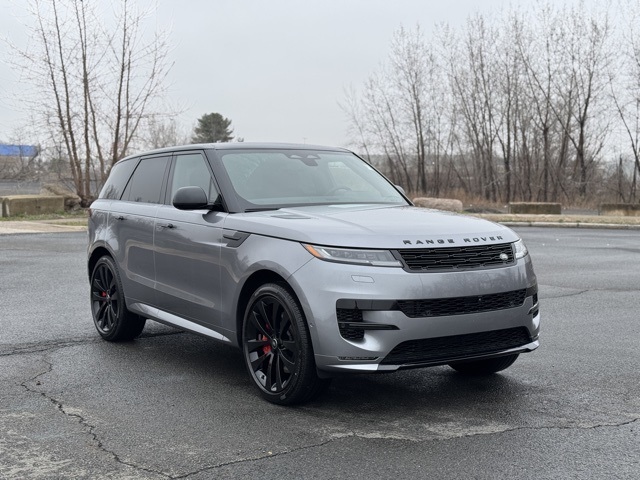 2025 Land Rover Range Rover Sport SE photo 5