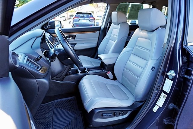 Used 2018 Black Honda Touring image 14