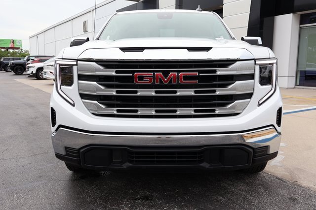 2026 Gmc Sierra 1500 SLE photo 2