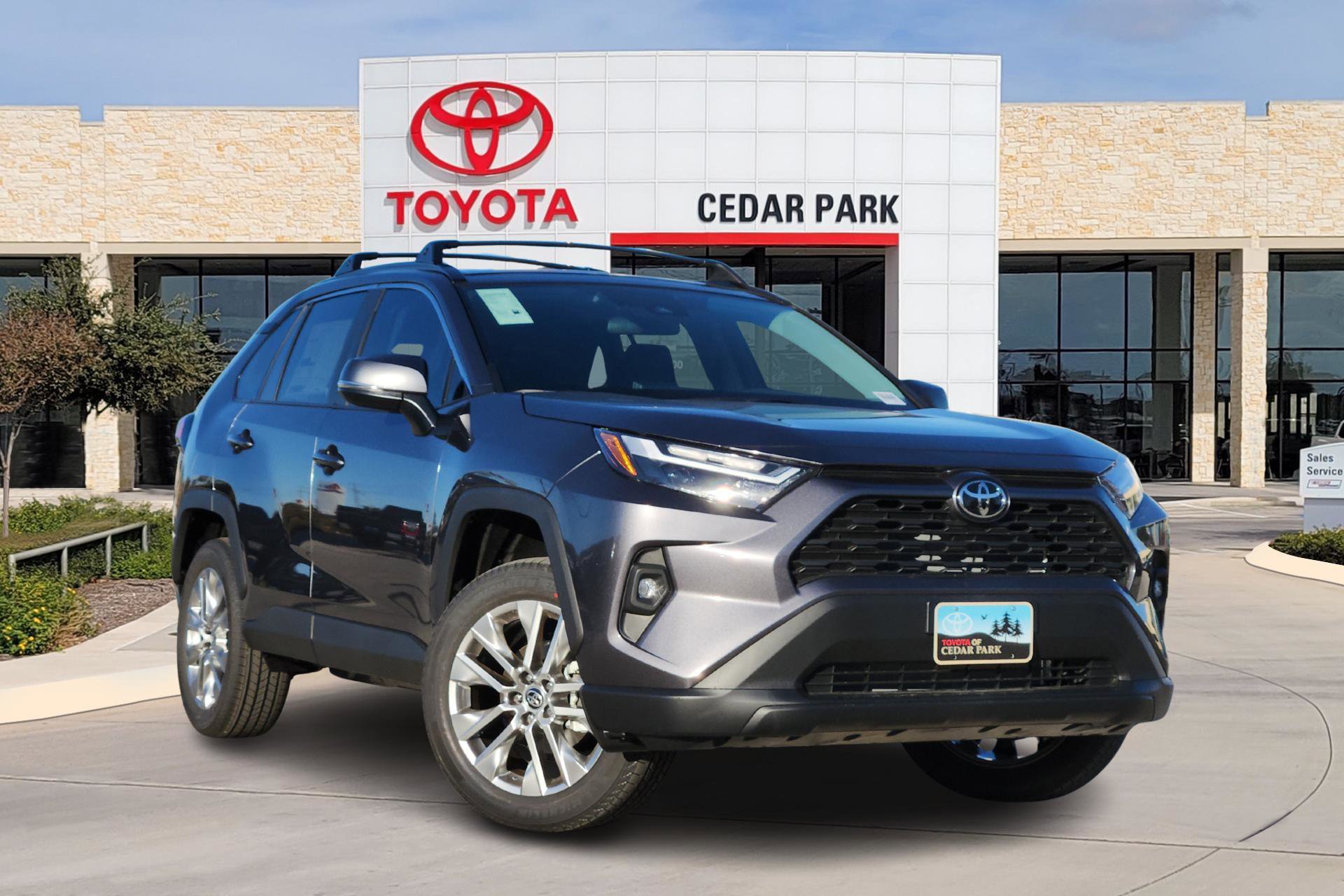 2025 Toyota RAV4 XLE Premium's photo