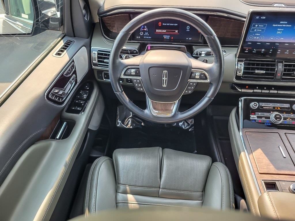 2022 Lincoln Navigator Black Label photo 11