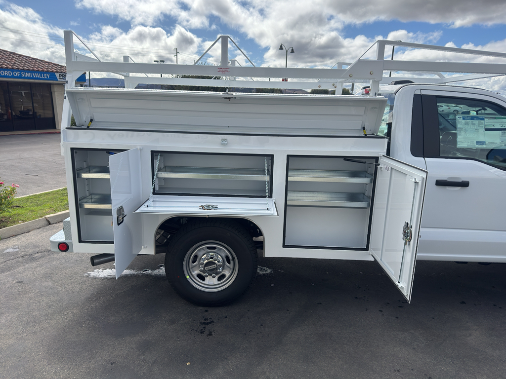 2026 Ford F-250 XL photo 4