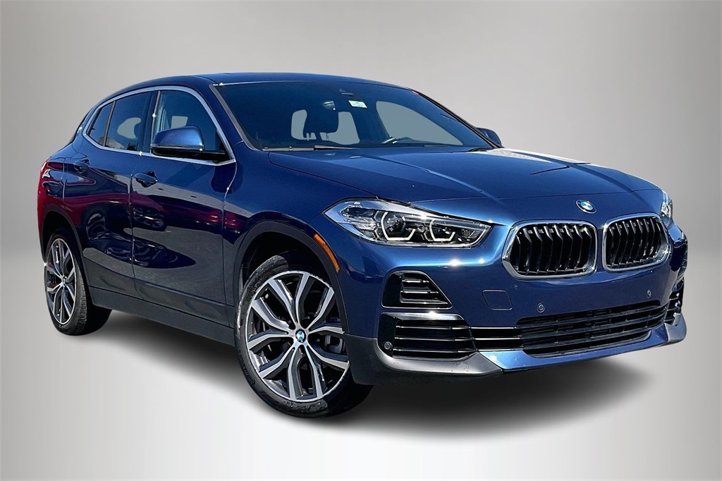 2023 BMW X2 28i's photo