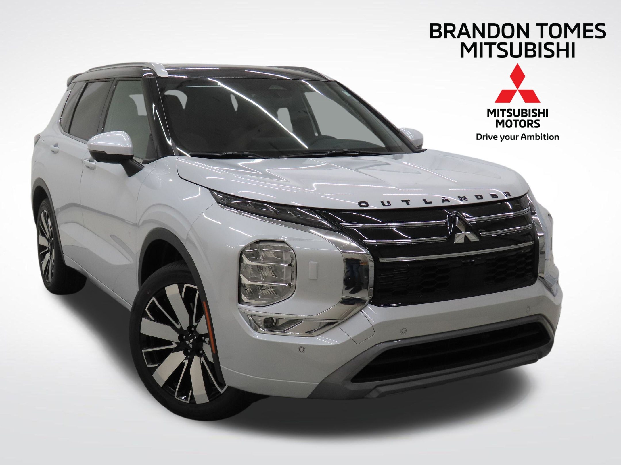 2026 Mitsubishi Outlander SEL's photo