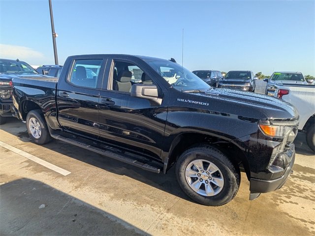 2026 Chevrolet Silverado 1500 photo 2