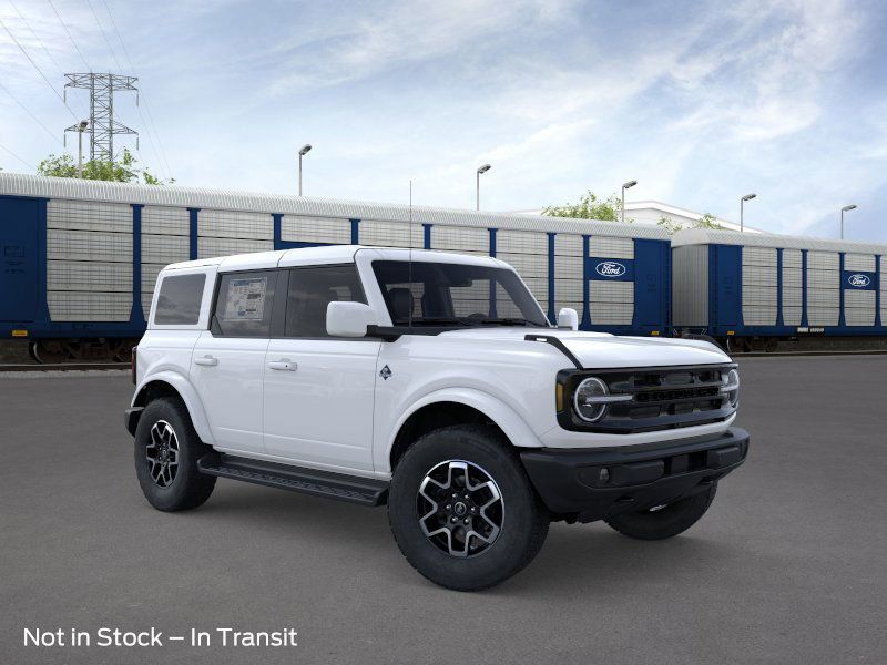 2025 Ford Bronco Outer Banks photo 6