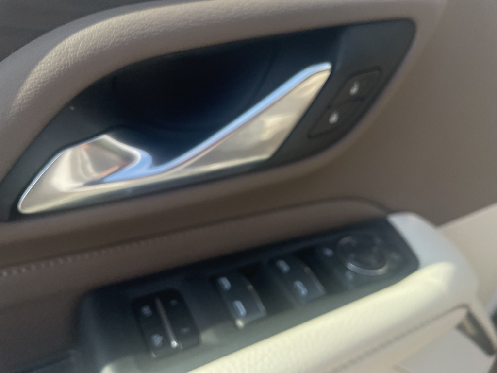 2022 Gmc Yukon Denali photo 15