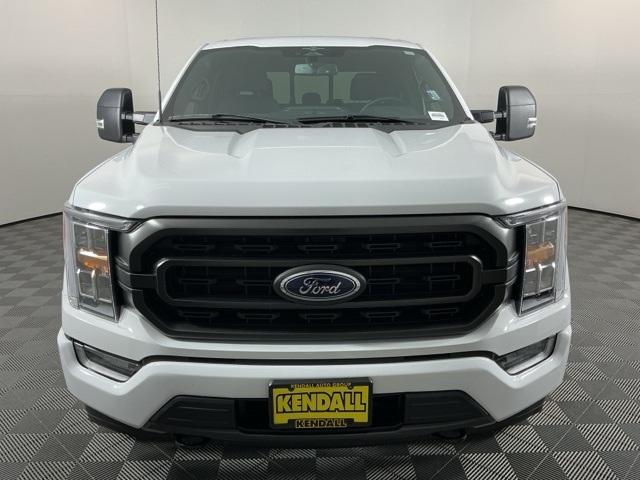 2023 Ford F-150 XLT photo 2