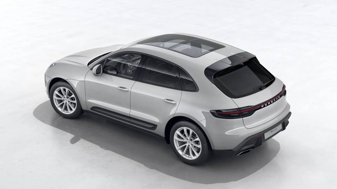 2026 Porsche Macan T photo 4