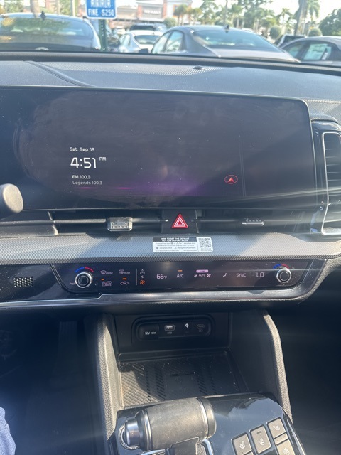 2023 Kia Sportage photo 5