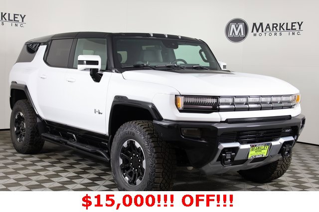 2025 GMC HUMMER EV 2X's photo