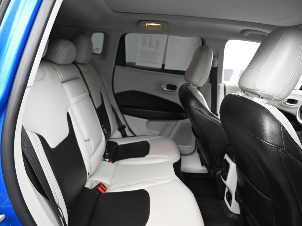 2018 Jeep Compass Limited photo 6