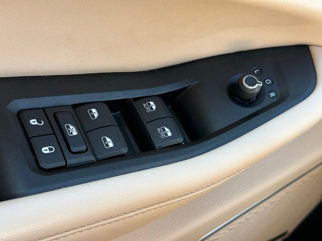 2023 Jeep Cherokee 4xe photo 15