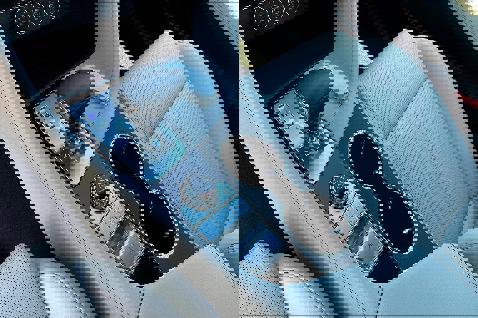 2025 Genesis G70 2.5T photo 16