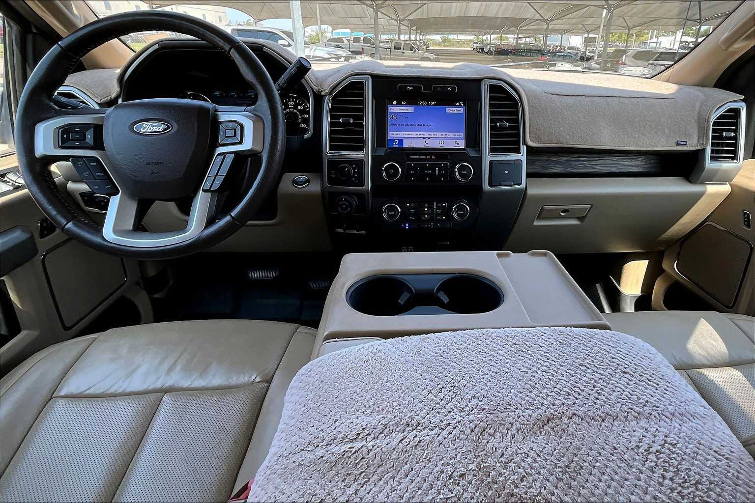 2012 Toyota Tundra CrewMax photo 13