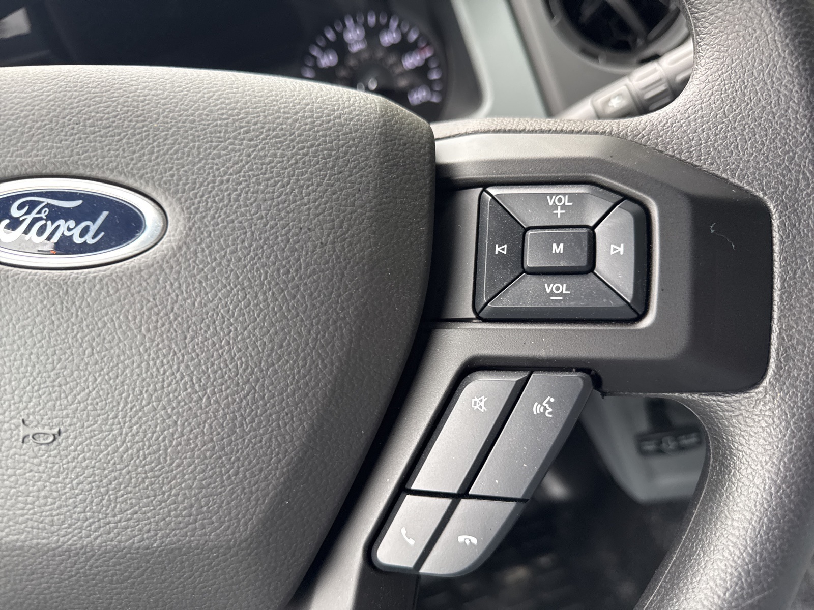 2026 Ford F-750 photo 14