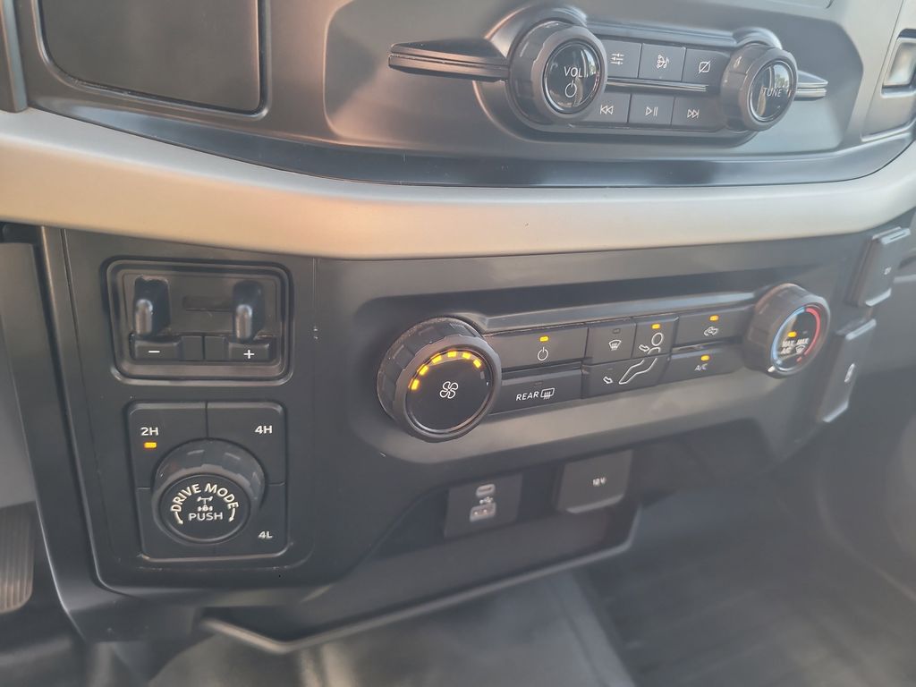 2021 Ford F-150 XL photo 18