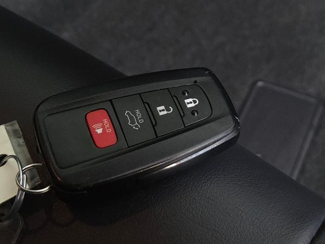 2020 Toyota RAV4 Hybrid XSE photo 25