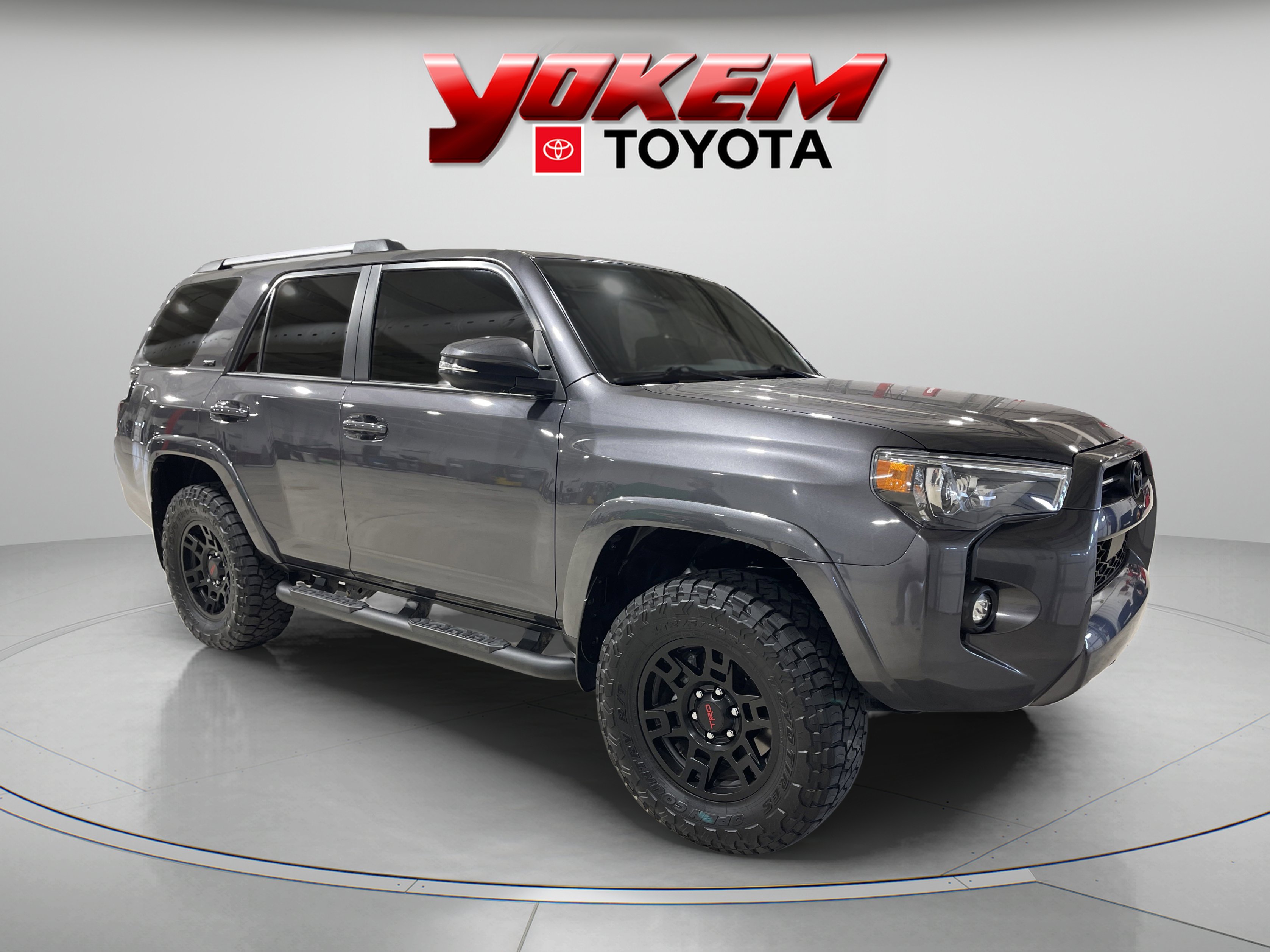 2021 Toyota 4Runner SR5 Premium photo 5