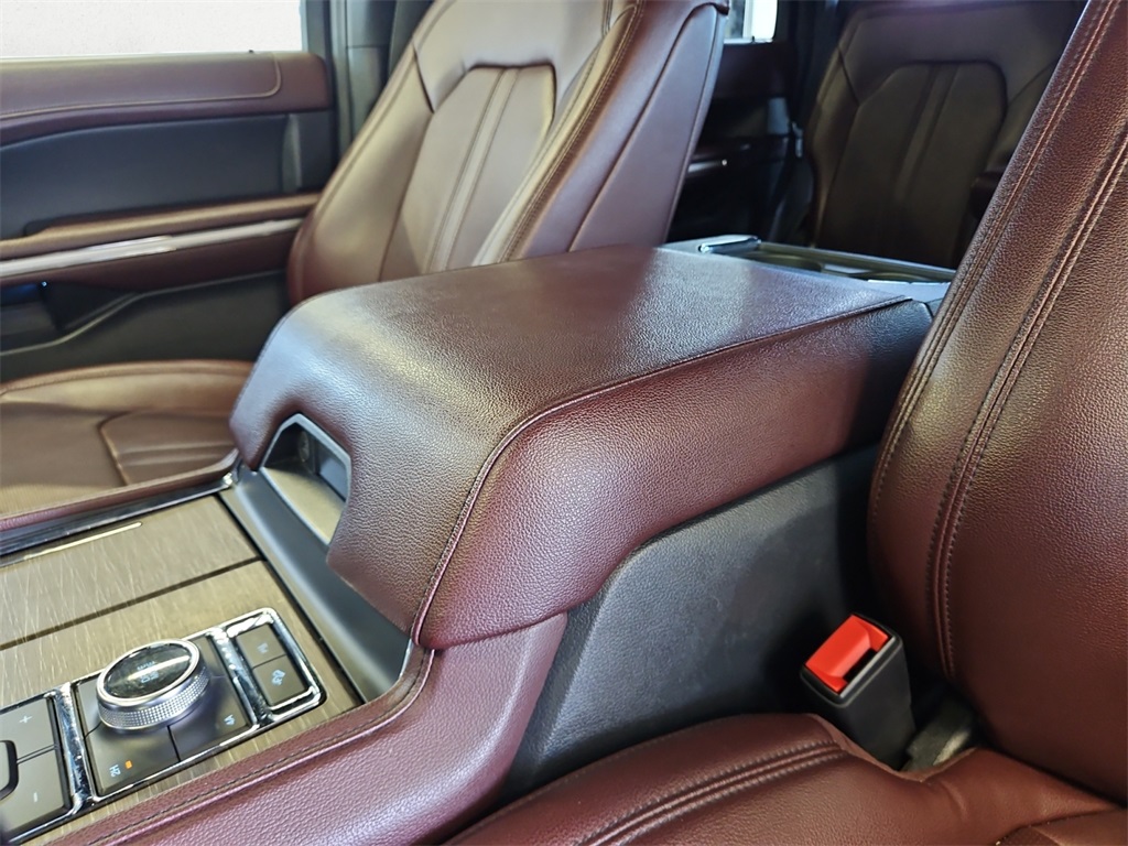 2023 Ford Expedition Limited photo 10