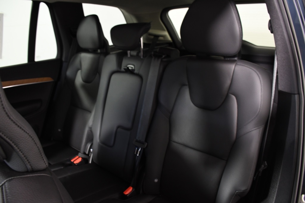 2023 Volvo XC90 Recharge T8 Core photo 25