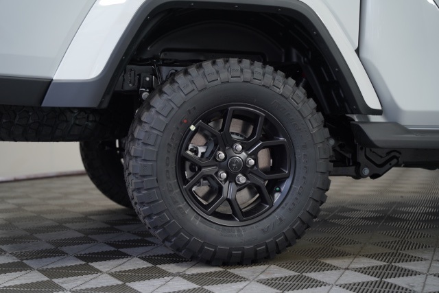 2025 Jeep Gladiator Sport photo 30
