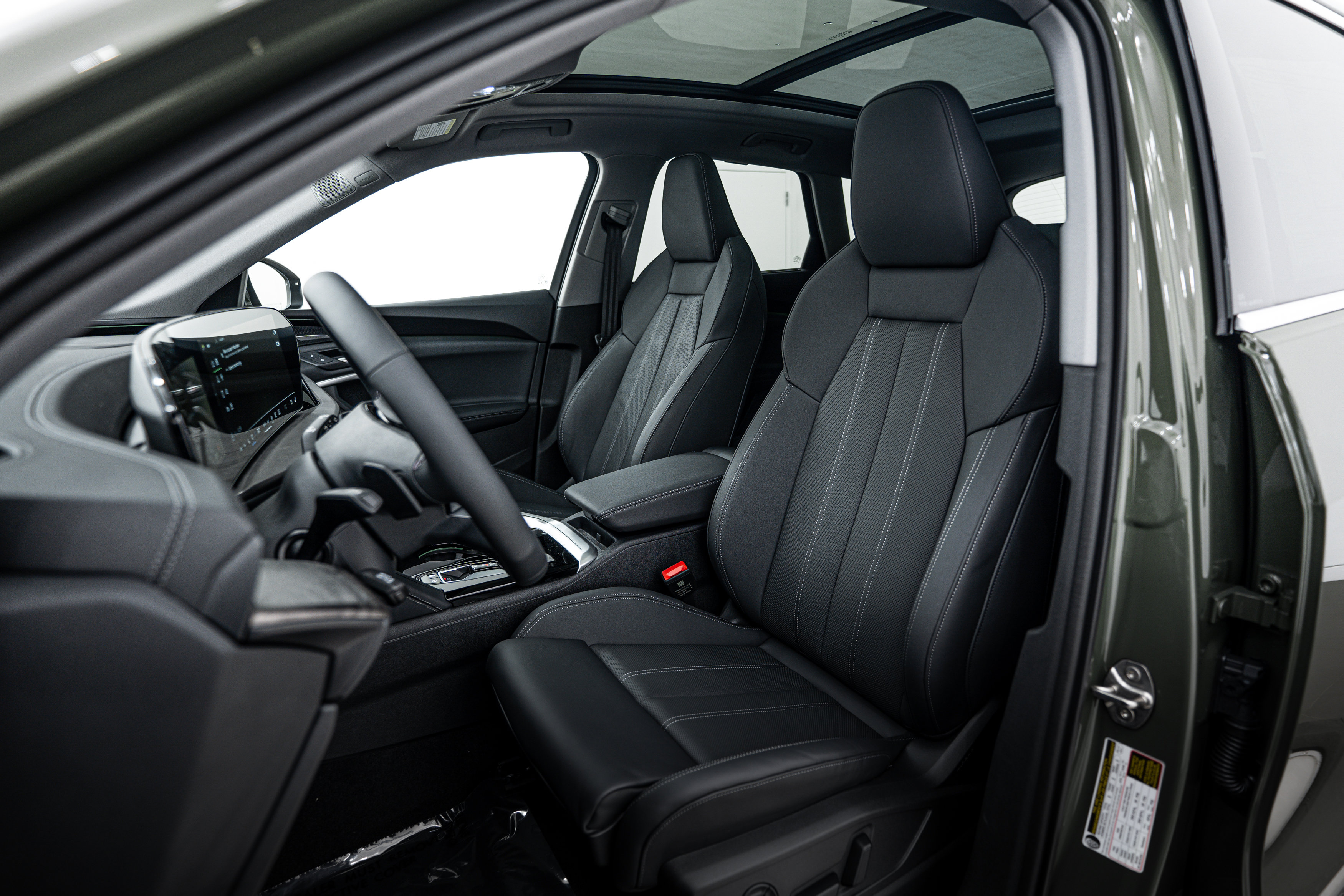 2025 Audi Q5 Premium Plus photo 13