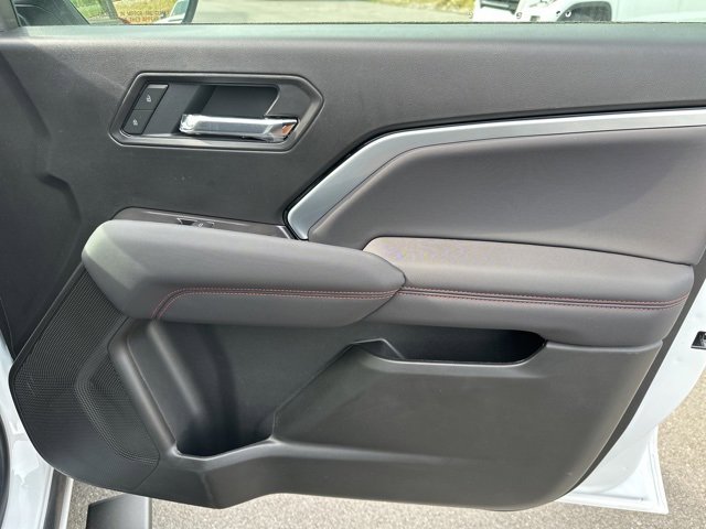 2025 Chevrolet Colorado Z71 photo 6