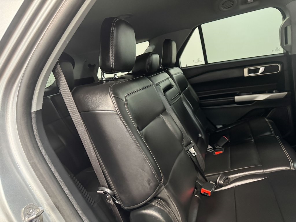 2023 Ford Explorer XLT photo 57