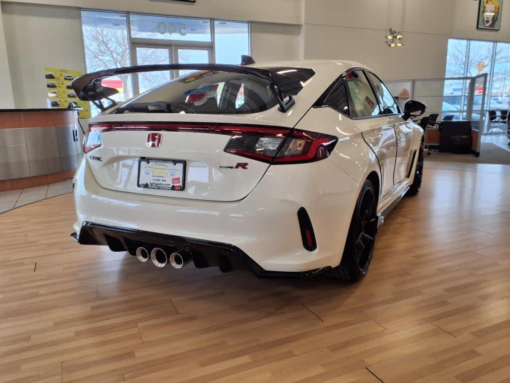 2025 Honda Civic Type R photo 3