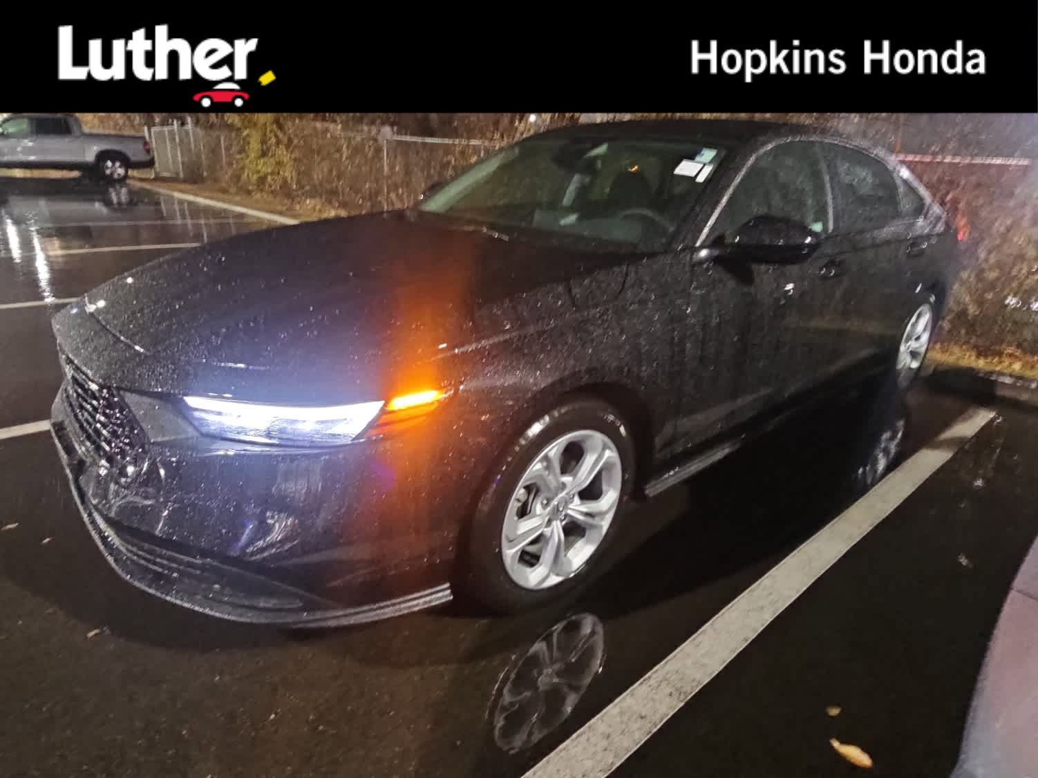 2025 Honda Accord LX's photo