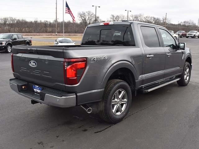 2025 Ford F-150 XLT photo 13