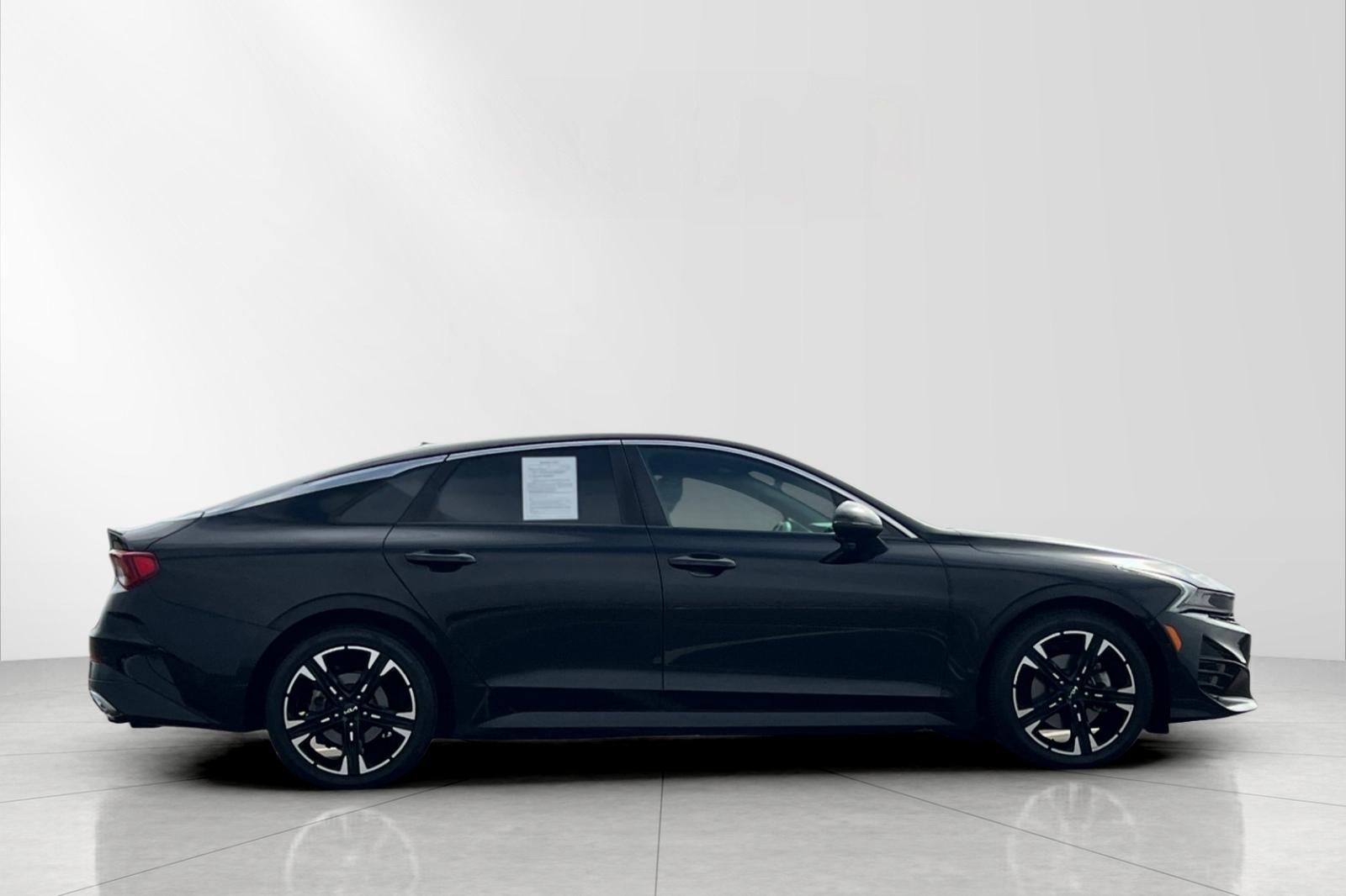 2022 Kia K5 GT-Line photo 6