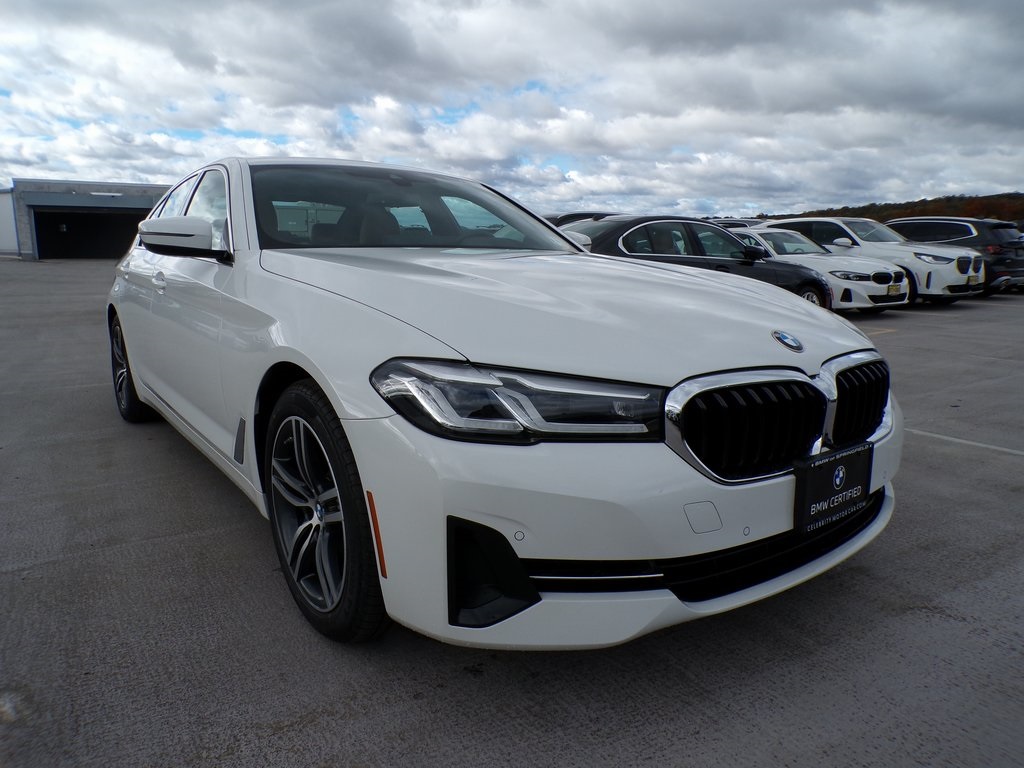 2022 BMW 5 Series 530i