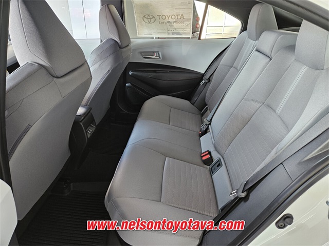 2025 Toyota Corolla Hybrid SE photo 6