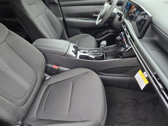 2026 Hyundai Tucson SEL photo 9