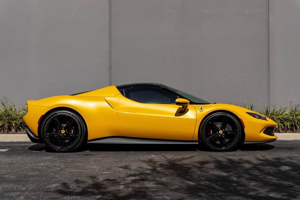 2024 Ferrari 296 GTS photo 6