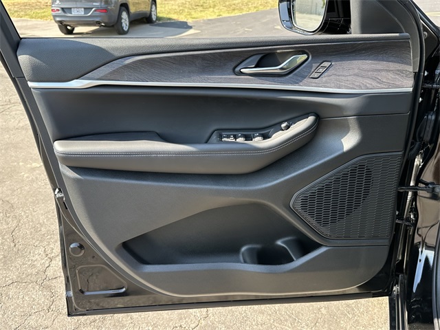 2025 Jeep Grand Cherokee L photo 33