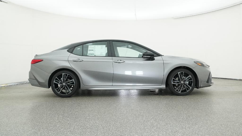 2025 Toyota Camry XSE photo 25